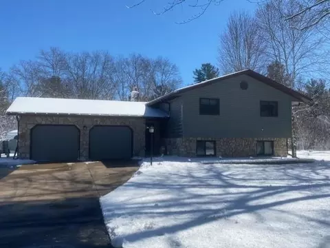1510 Ashwood Dr, Plover, WI 54467