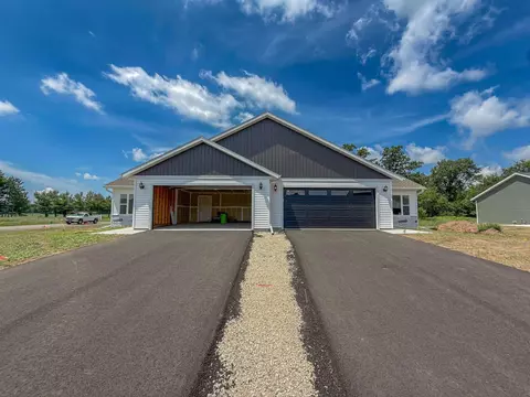 1000 Morning Star Ln, Plover, WI 54467