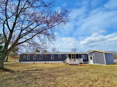 100 Avon, Sparta, WI 54656