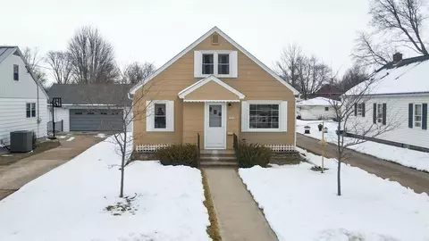 1915 Welsby Ave, Stevens Point, WI 54481