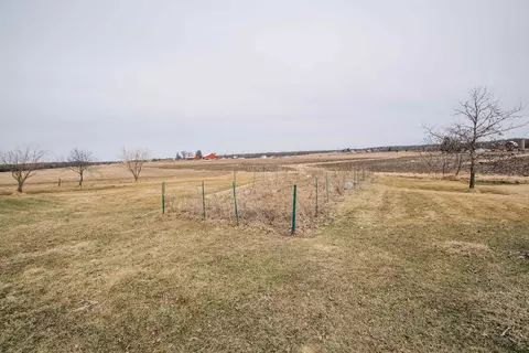 w1802 Maple Road, Granton, WI 54436 photo 7