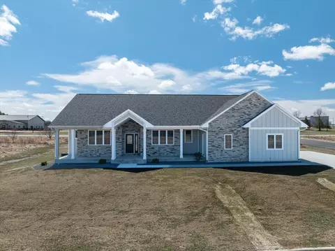118105 Betty Dr, Stratford, WI 54484