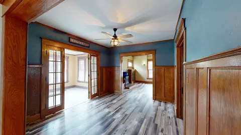 Entry Way - 301 E 2nd St, Marshfield, WI 54449 photo 6 of 7