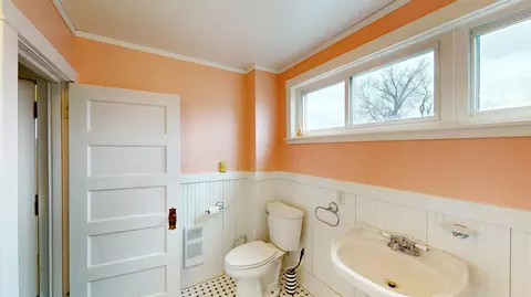 Bath - 301 E 2nd St, Marshfield, WI 54449 photo 2 of 5