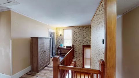 Entry Way - 301 E 2nd St, Marshfield, WI 54449 photo 7 of 7