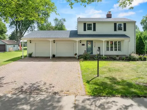 1607 S Palmetto Ave, Marshfield, WI 54449