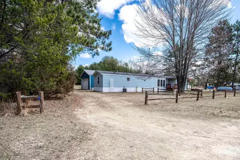 2242 Birch Dr, Friendship, WI 53934