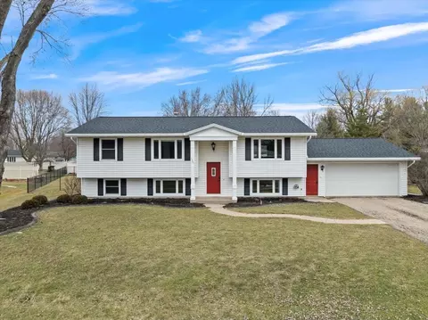 1307 E 22nd St, Marshfield, WI 54449