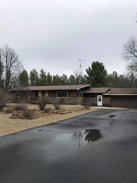 10621 52nd St, Wisconsin Rapids, WI 54494