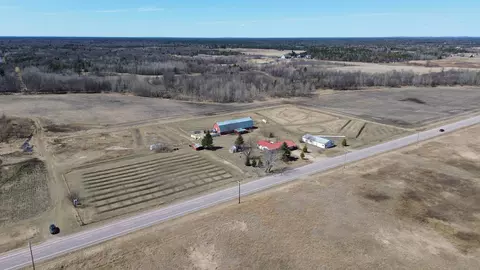 7220 County Road F, Bancroft, WI 54921