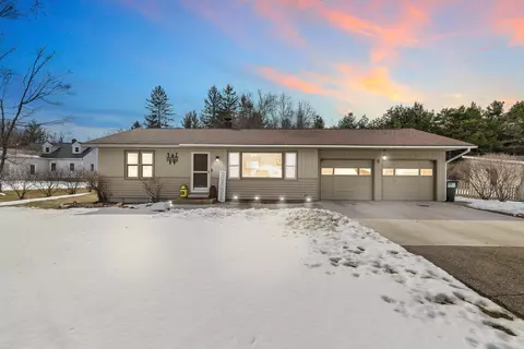 2411 N 42nd St, Wisconsin Rapids, WI 54494