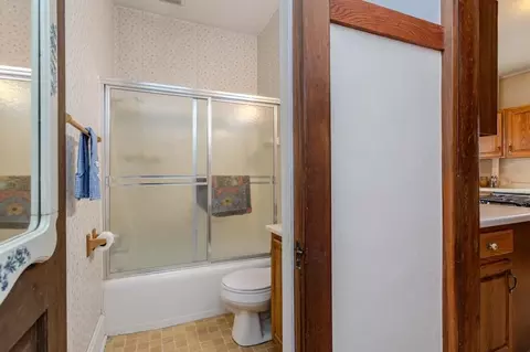 Bath - 1419 Spring St, Schofield, WI 54476 photo 1 of 3