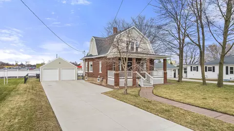 1103 E 4th St, Marshfield, WI 54449