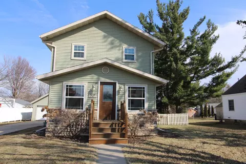 707 N Maple Ave, Marshfield, WI 54449
