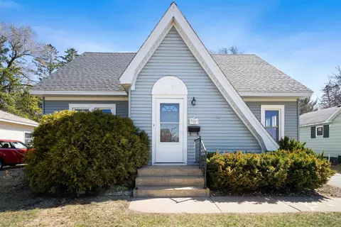 733 Illinois Ave, Stevens Point, WI 54481