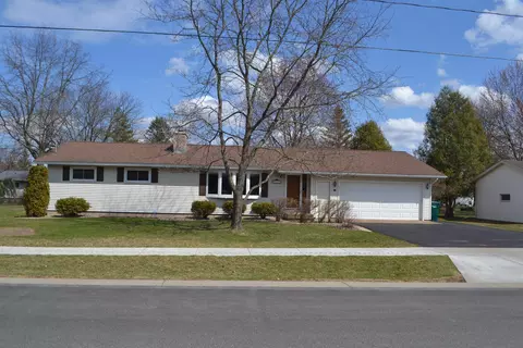 5211 Von Kanel St, Weston, WI 54476