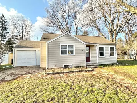 1014 Le Messurier St, Wausau, WI 54403