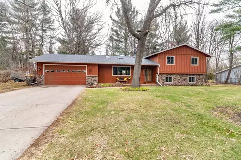 6511 Wazeecha Ridge Ct, Wisconsin Rapids, WI 54494