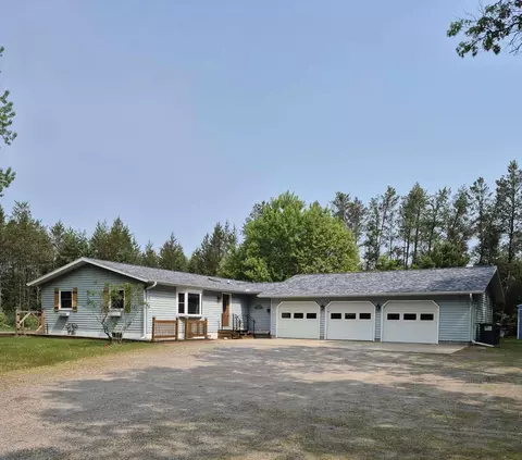 1195 Blue Ridge Ln, Wisconsin Rapids, WI 54494