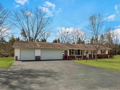 1161 Lakewood Ln, Wisconsin Rapids, WI 54494