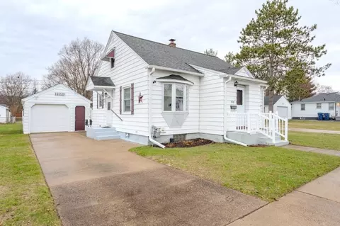 808 N 7th Ave, Wausau, WI 54401