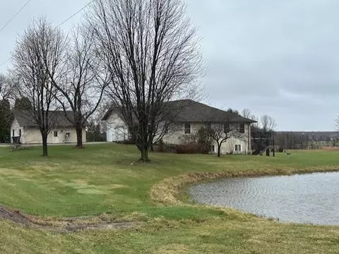 7957 Bethel Rd, Arpin, WI 54410