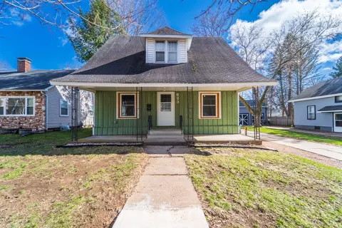 623 Nina Ave, Wausau, WI 54403