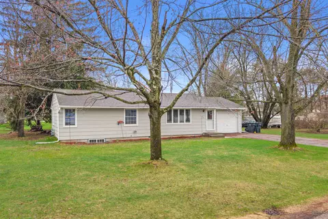 215 Beech St, Stevens Point, WI 54481