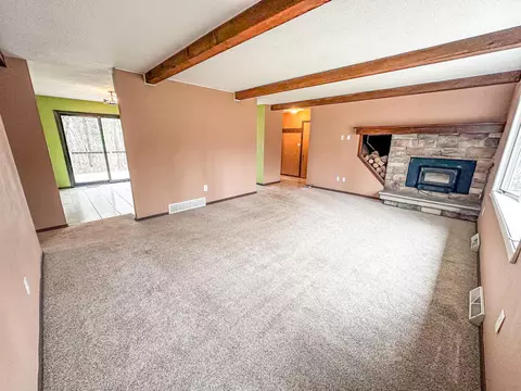 Living - w7865 County Road F, Phillips, WI 54555 photo 4 of 8