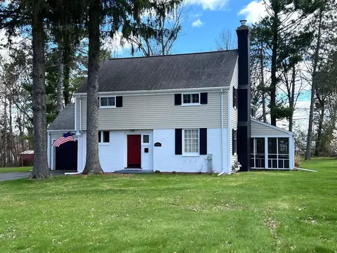 1002 W 8th St, Marshfield, WI 54449