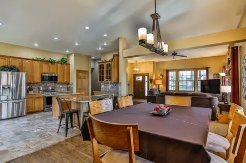 Dining - 3111 Warwick Dr, Weston, WI 54476 photo 2 of 2