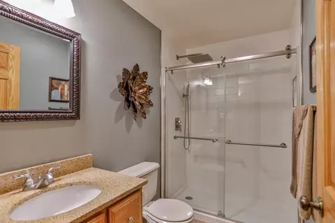 Bath - 3111 Warwick Dr, Weston, WI 54476 photo 5 of 6