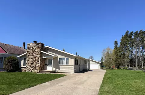 224 E 5th Ave, Antigo, WI 54409
