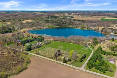 8130 Standing Rocks Rd, Amherst, WI 54406