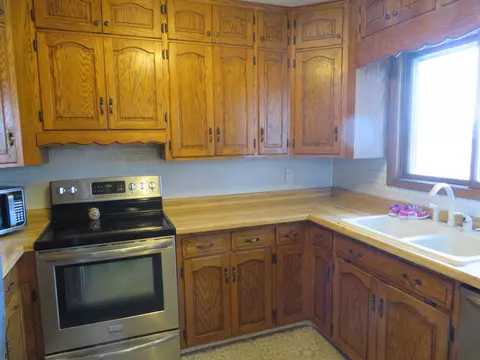 1709 E 8th St, Merrill, WI 54452 photo 11