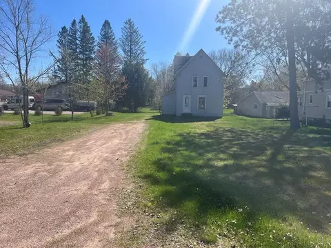 4009 N 6th St, Wausau, WI 54403