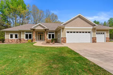 6056 Sharonwood Ln, Stevens Point, WI 54482