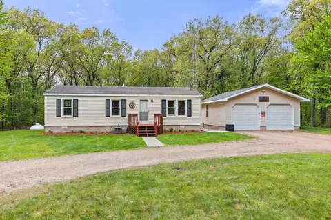 7244 Pine Tree Dr, Almond, WI 54909