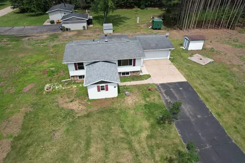 6111 Magnolia Dr, Wisconsin Rapids, WI 54494