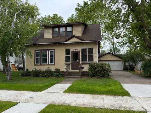 940 Wylie St, Wisconsin Rapids, WI 54494