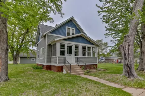 613 6th St, Mosinee, WI 54455