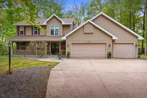 433 W Trillium Ct, Stevens Point, WI 54481