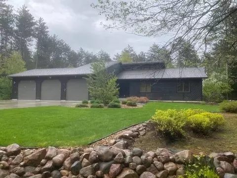4625 Emerald Ln, Stevens Point, WI 54481