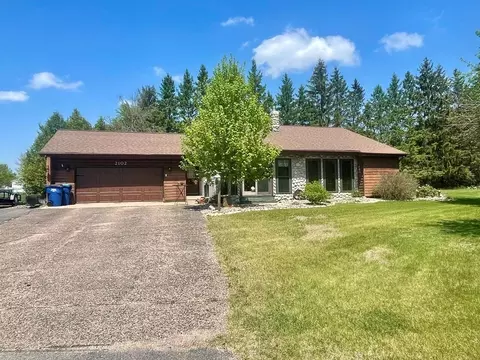 2102 Sunburst Ln, Kronenwetter, WI 54455