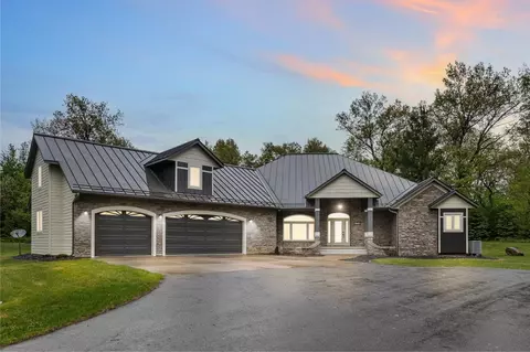 6858 6th St, Stevens Point, WI 54482