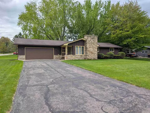 1721 Heuss Ave, Weston, WI 54476