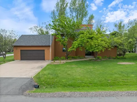 1000 W Chapel St, Marshfield, WI 54449