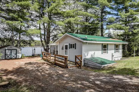 2246 Martin Dr, Tomahawk, WI 54487