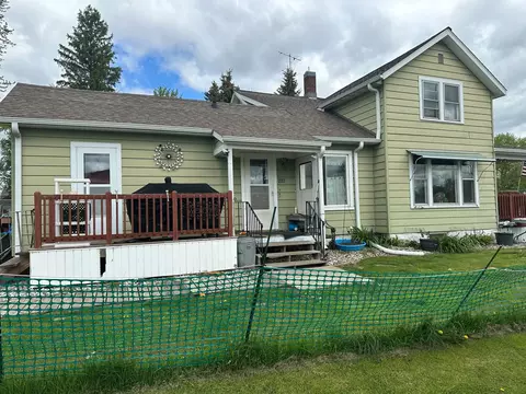 227 S 1st St, Colby, WI 54421