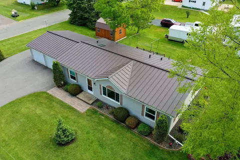 236 N Gershwin St, Stetsonville, WI 54480
